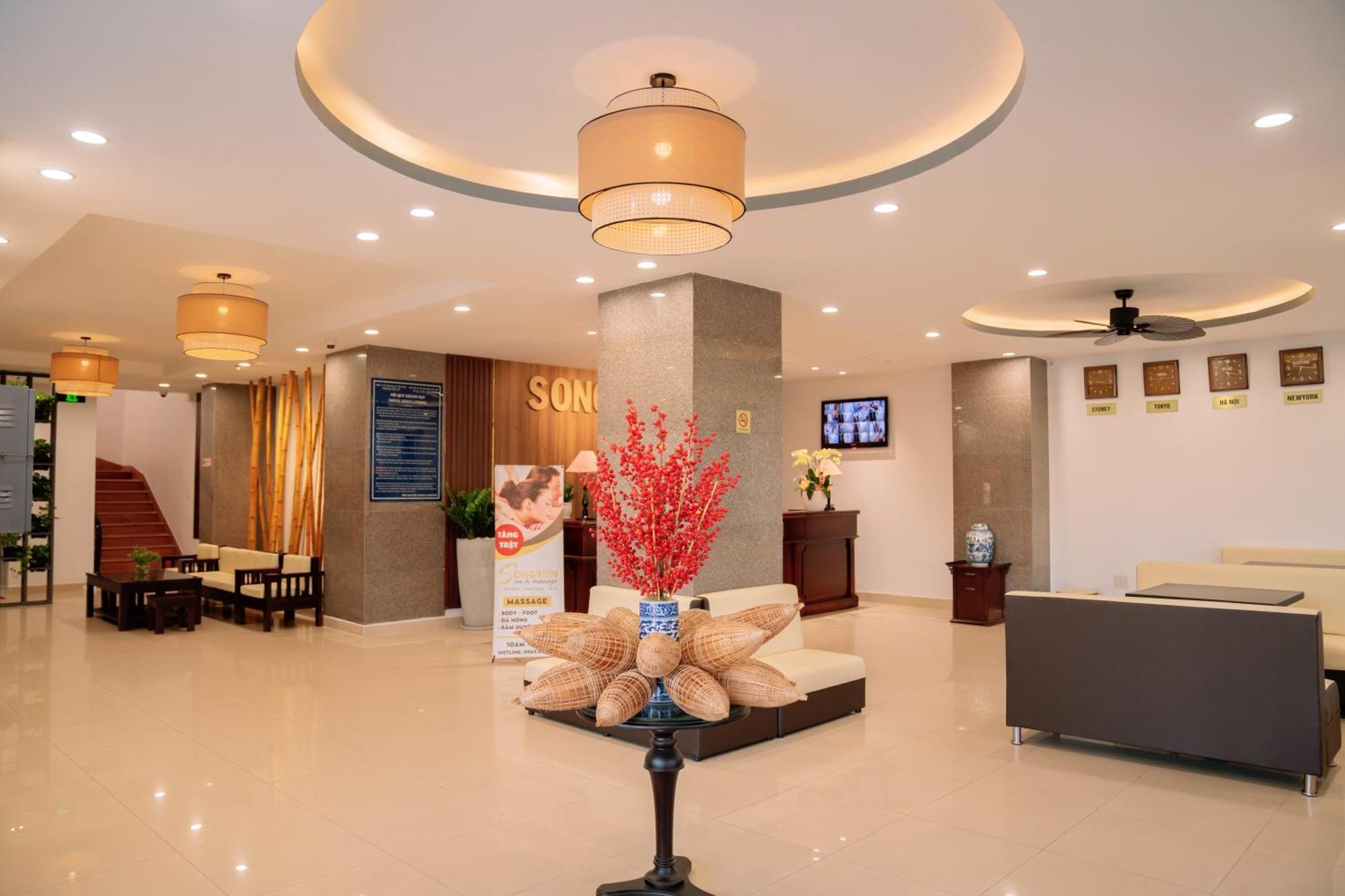 Song Tien Hotel My Tho Exterior photo