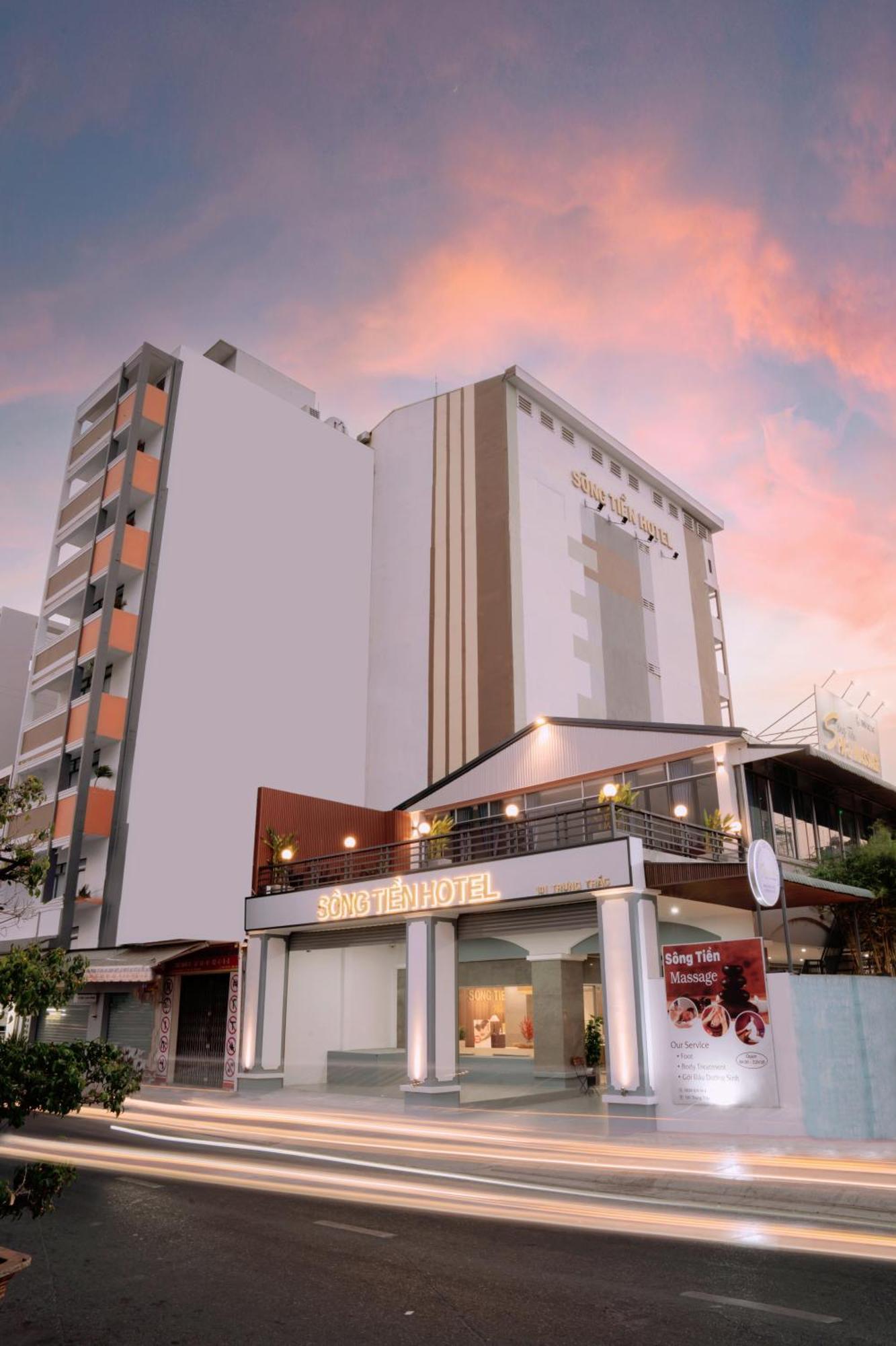Song Tien Hotel My Tho Exterior photo