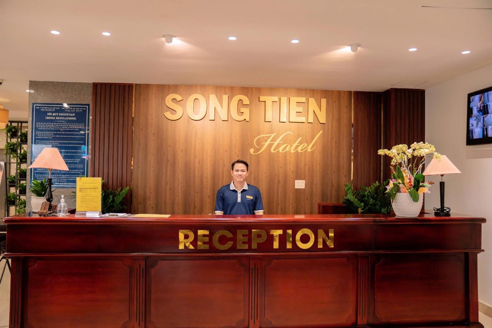 Song Tien Hotel My Tho Exterior photo
